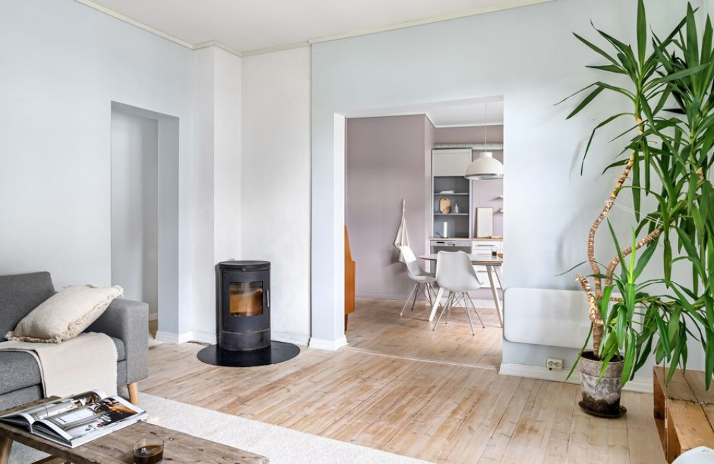 Wat kost een elektrische kachel van 2000 watt per avond in een kamer van 15 m² in 2026?