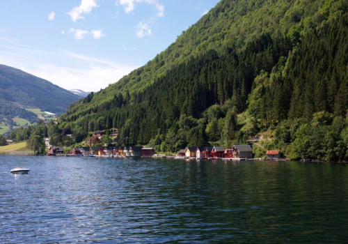Van fjord tot sleuteloverdracht zo pak je een tweede huis aan