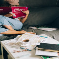 Wat is het verschil tussen veranderd en verandert?