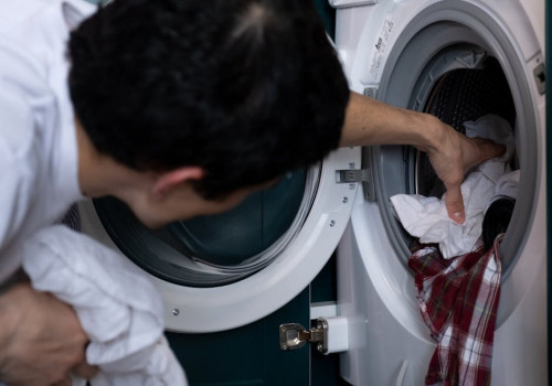 Waarom piept mijn wasmachine tijdens het wassen en hoe los ik het op?